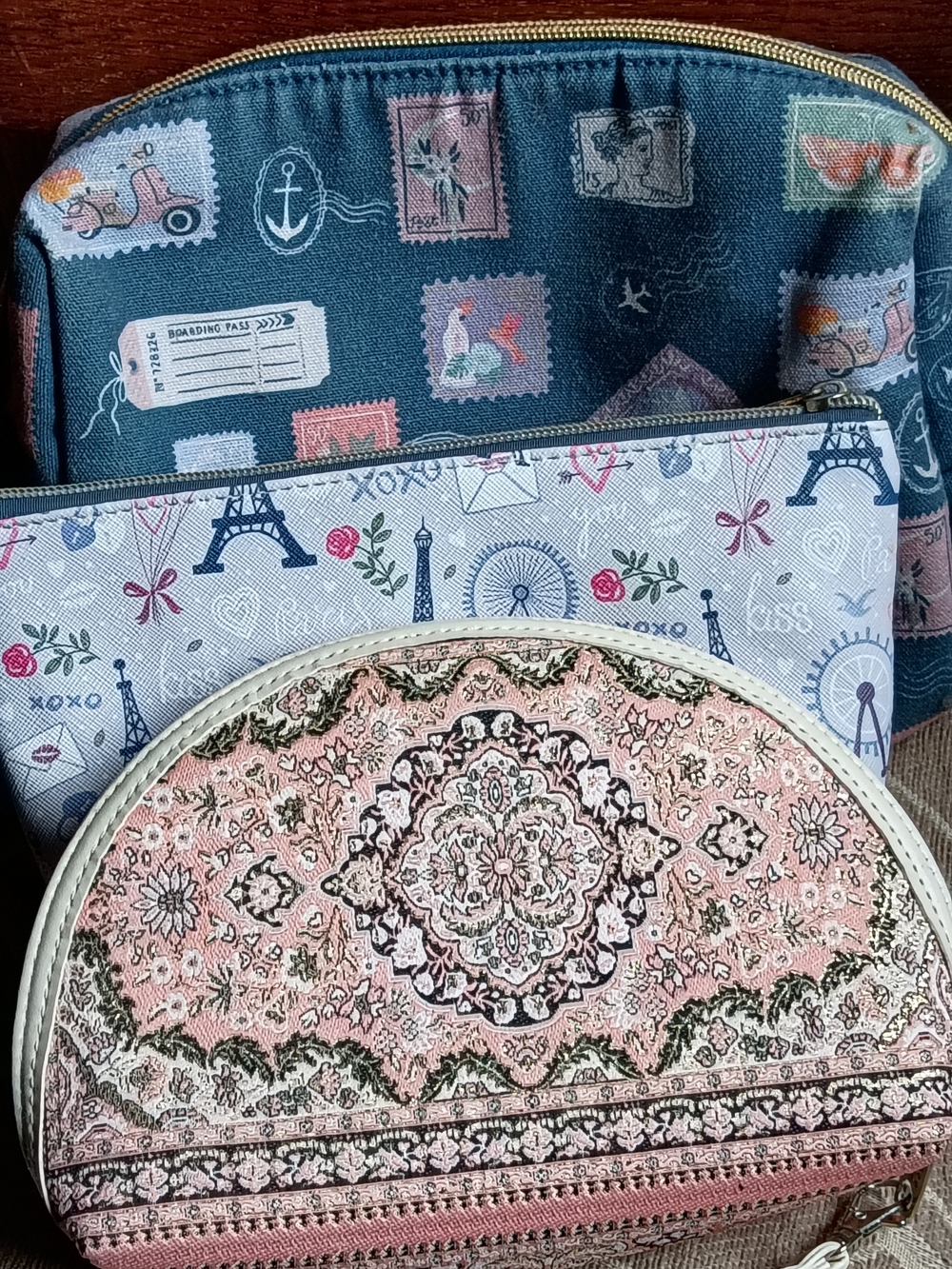 Estee Lauder Pink Floral Embroidered Cosmetic Bag Set